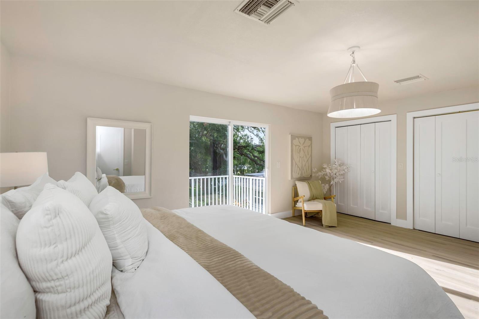 BELLEAIR HEIGHTS - Residential