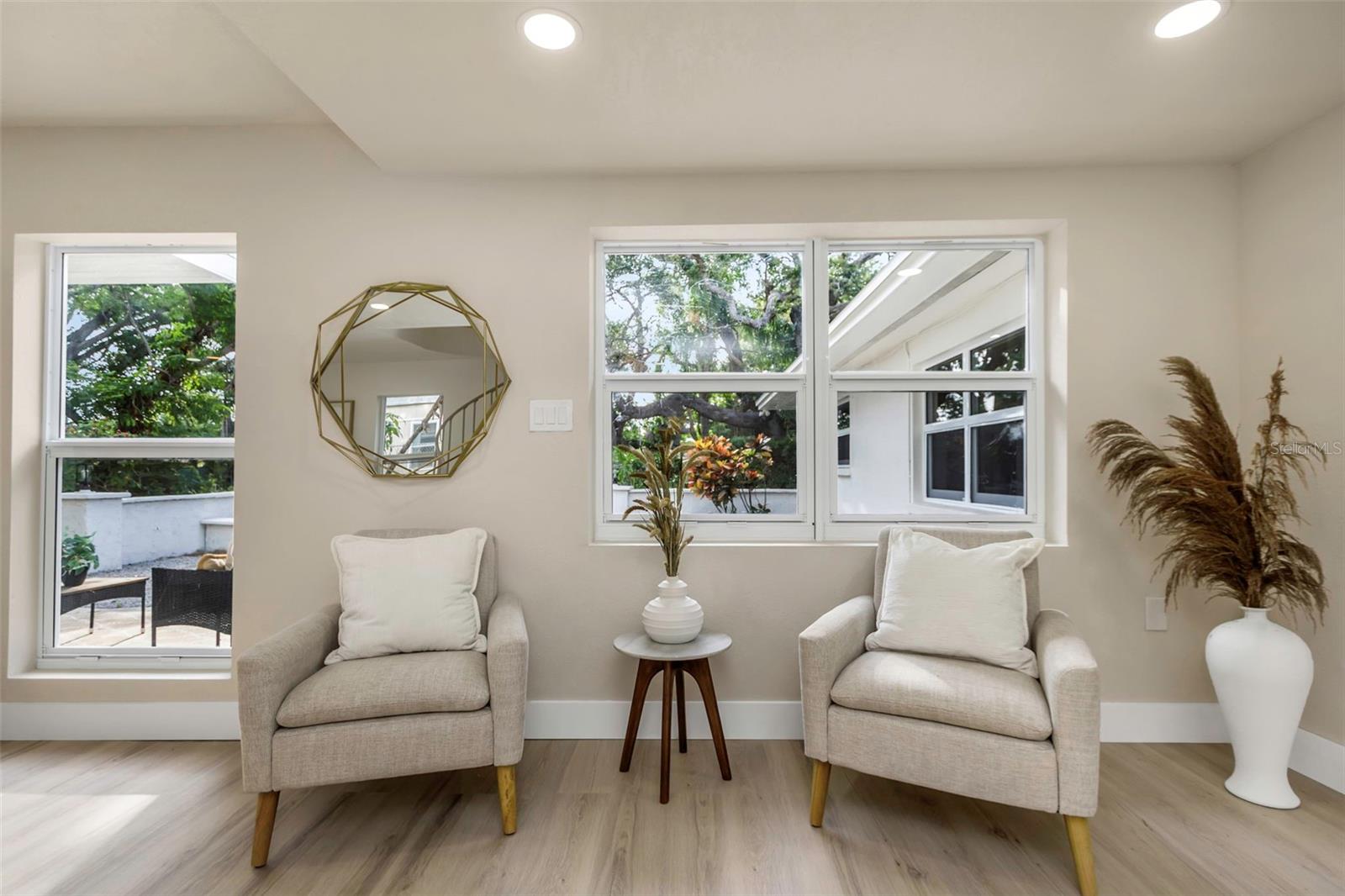 BELLEAIR HEIGHTS - Residential