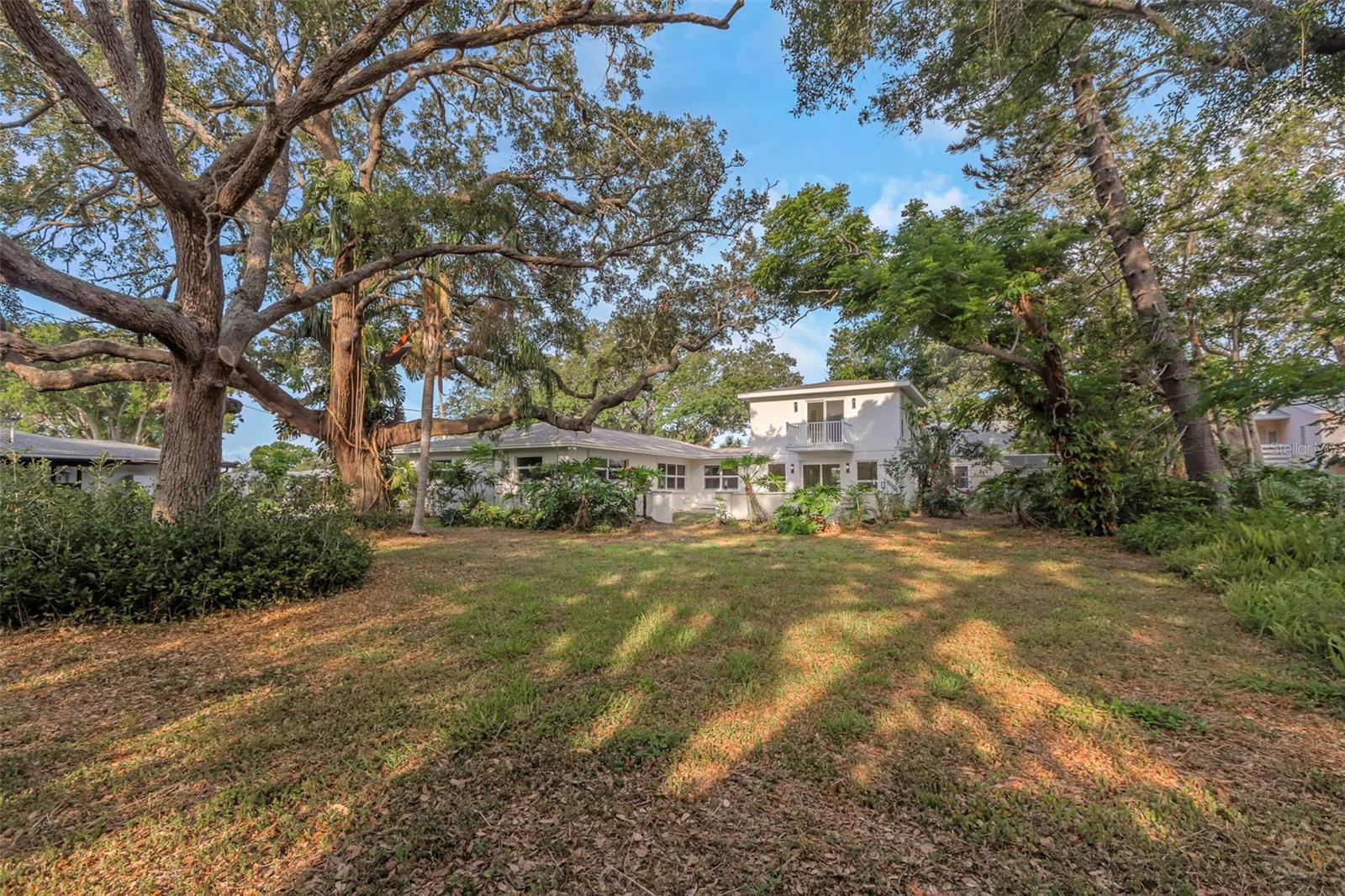 BELLEAIR HEIGHTS - Residential