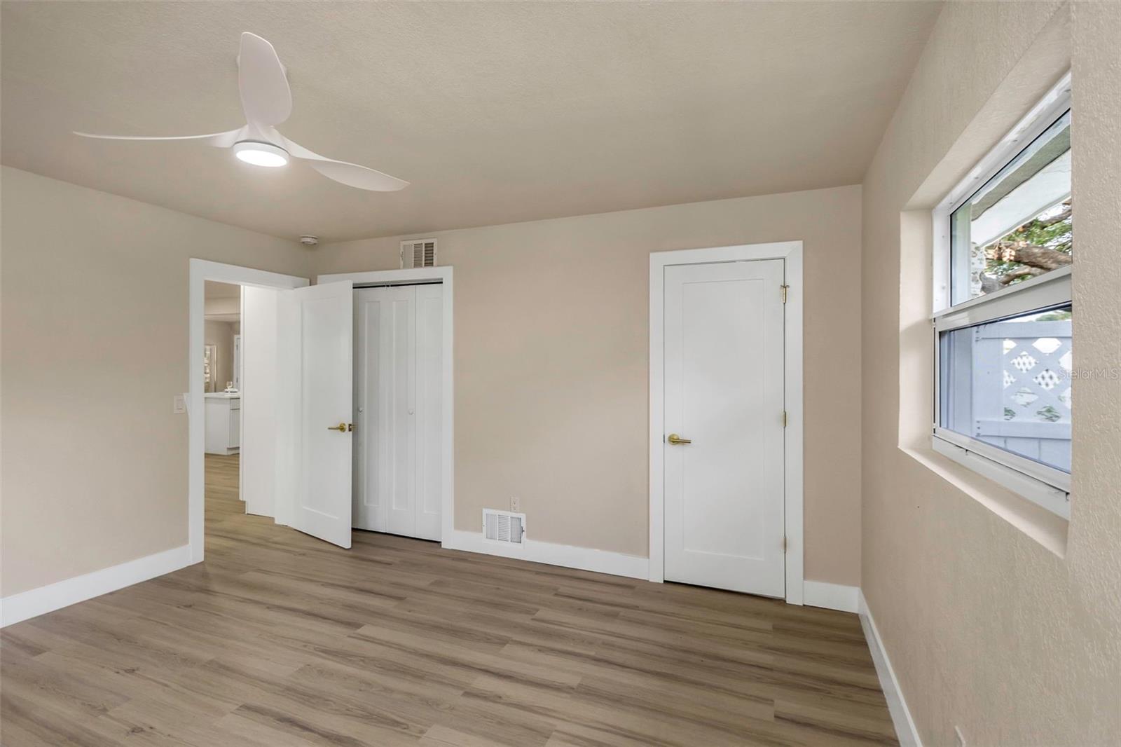 BELLEAIR HEIGHTS - Residential