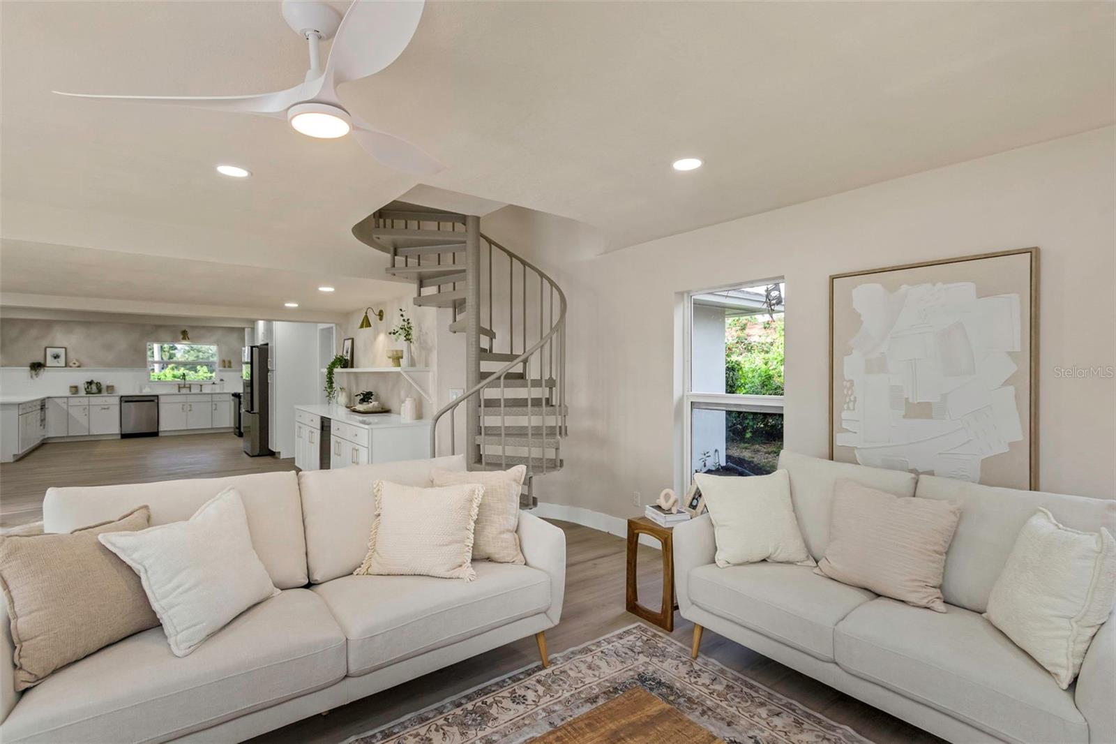 BELLEAIR HEIGHTS - Residential