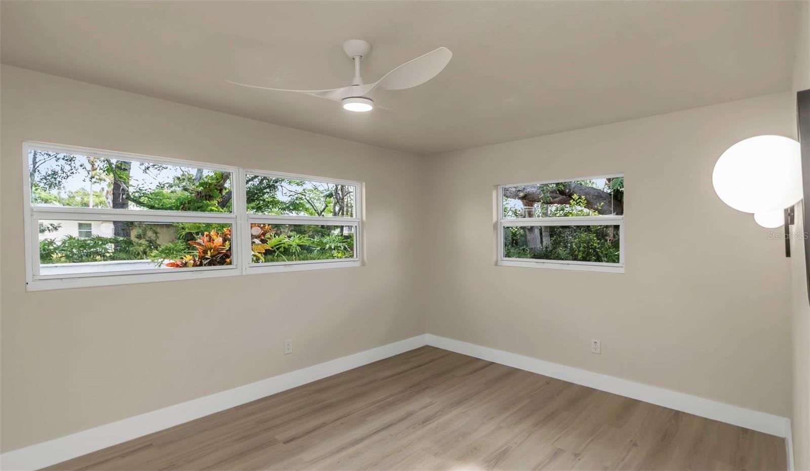 BELLEAIR HEIGHTS - Residential