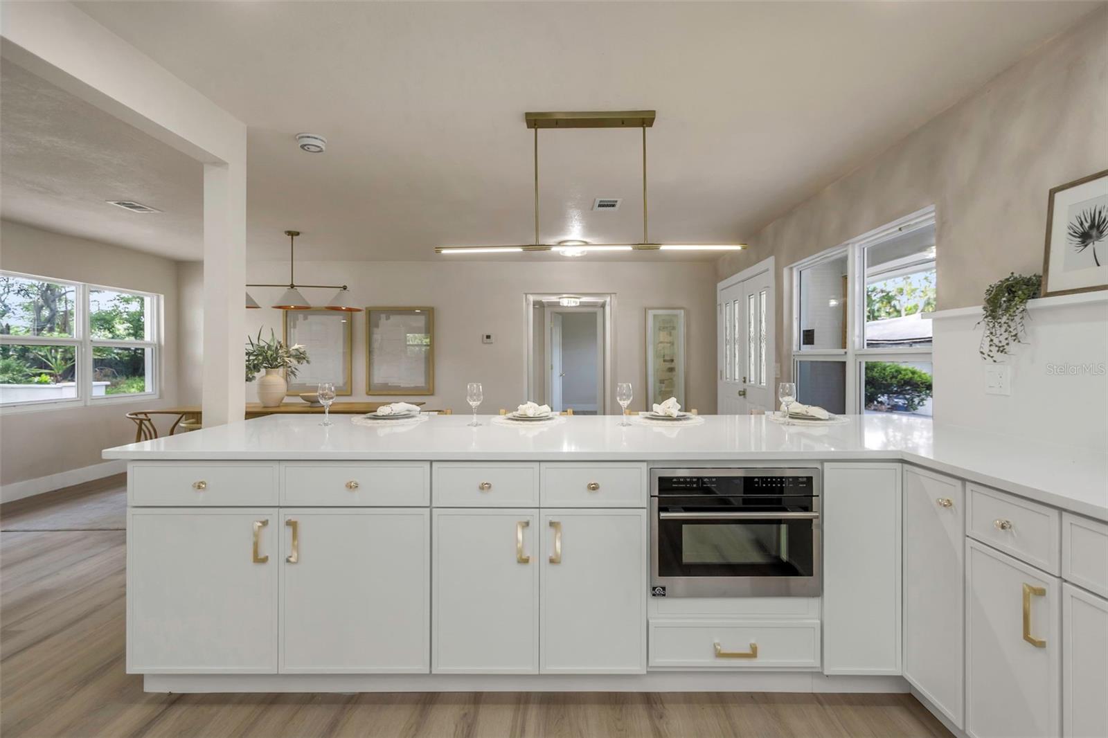 BELLEAIR HEIGHTS - Residential