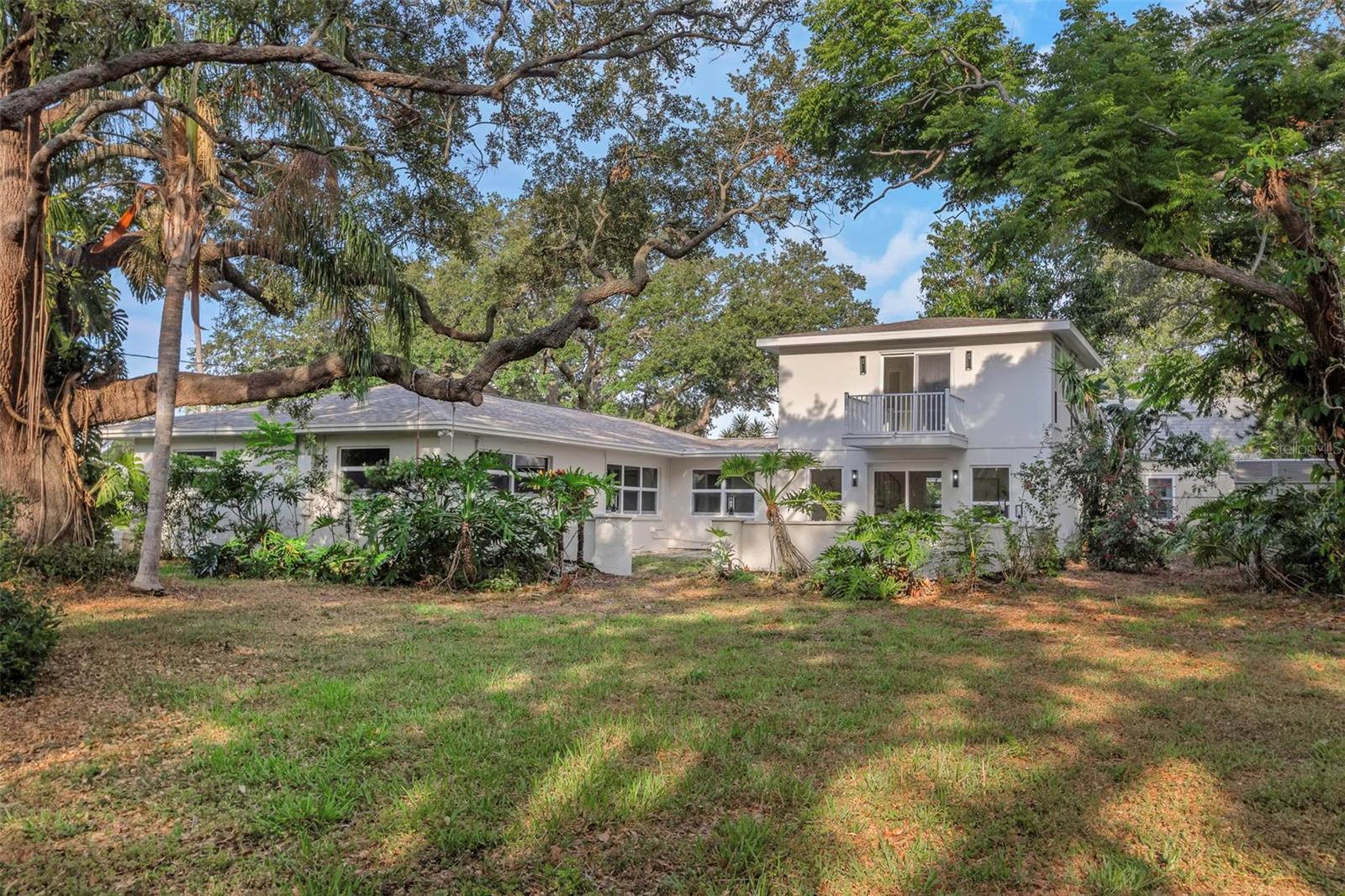 BELLEAIR HEIGHTS - Residential