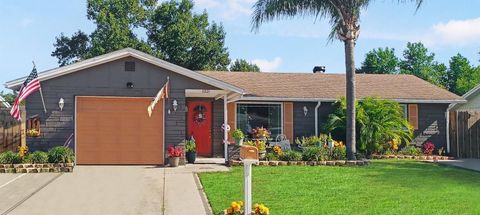 A home in PORT RICHEY