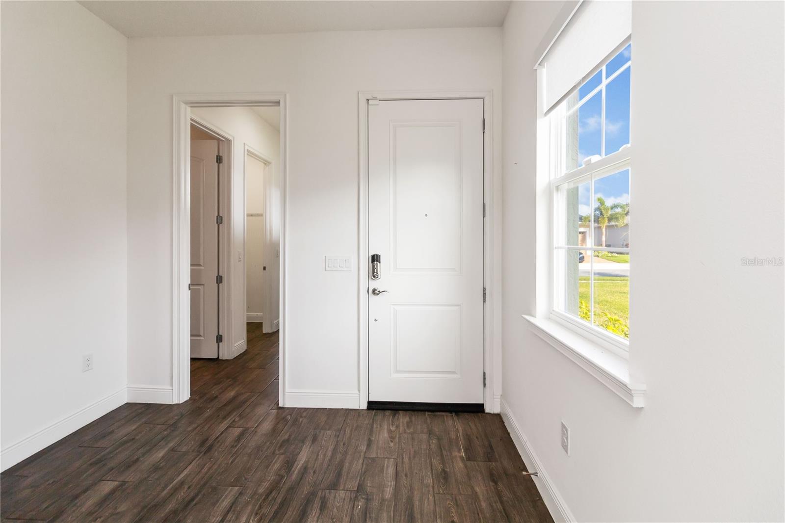 2709 GREENLANDS STREET