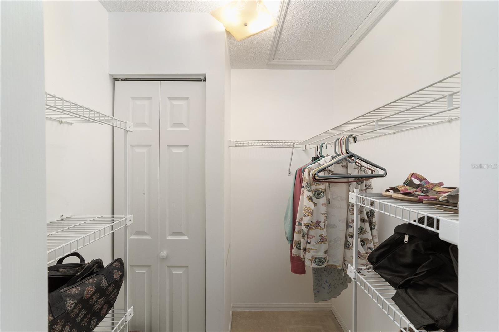 OAK RUN NEIGHBORHOOD 06 - Residential