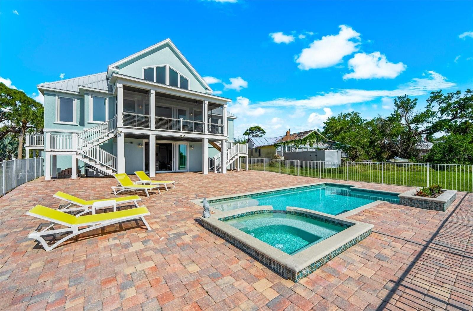 NEWPOINT COMFORT - Residential