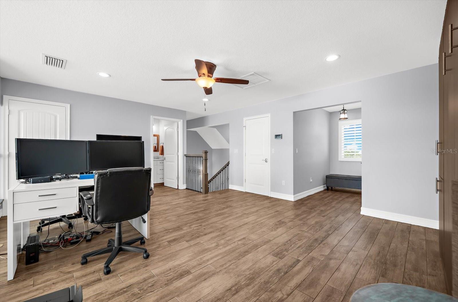 NEWPOINT COMFORT - Residential