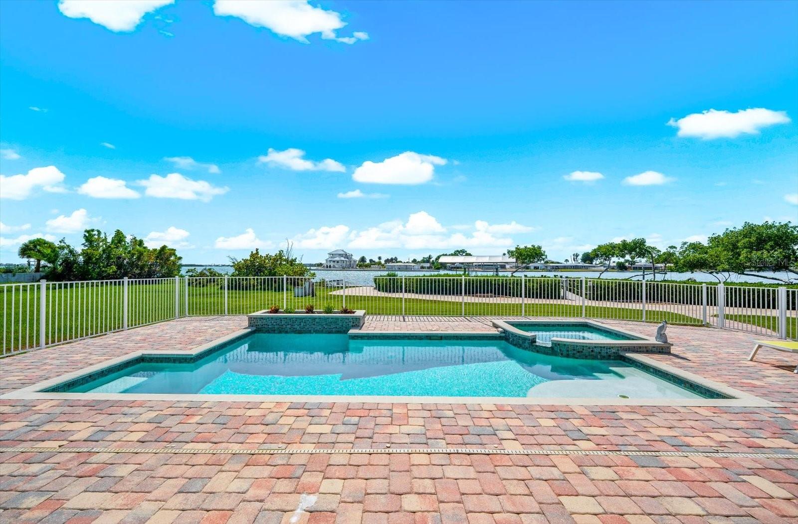 NEWPOINT COMFORT - Residential