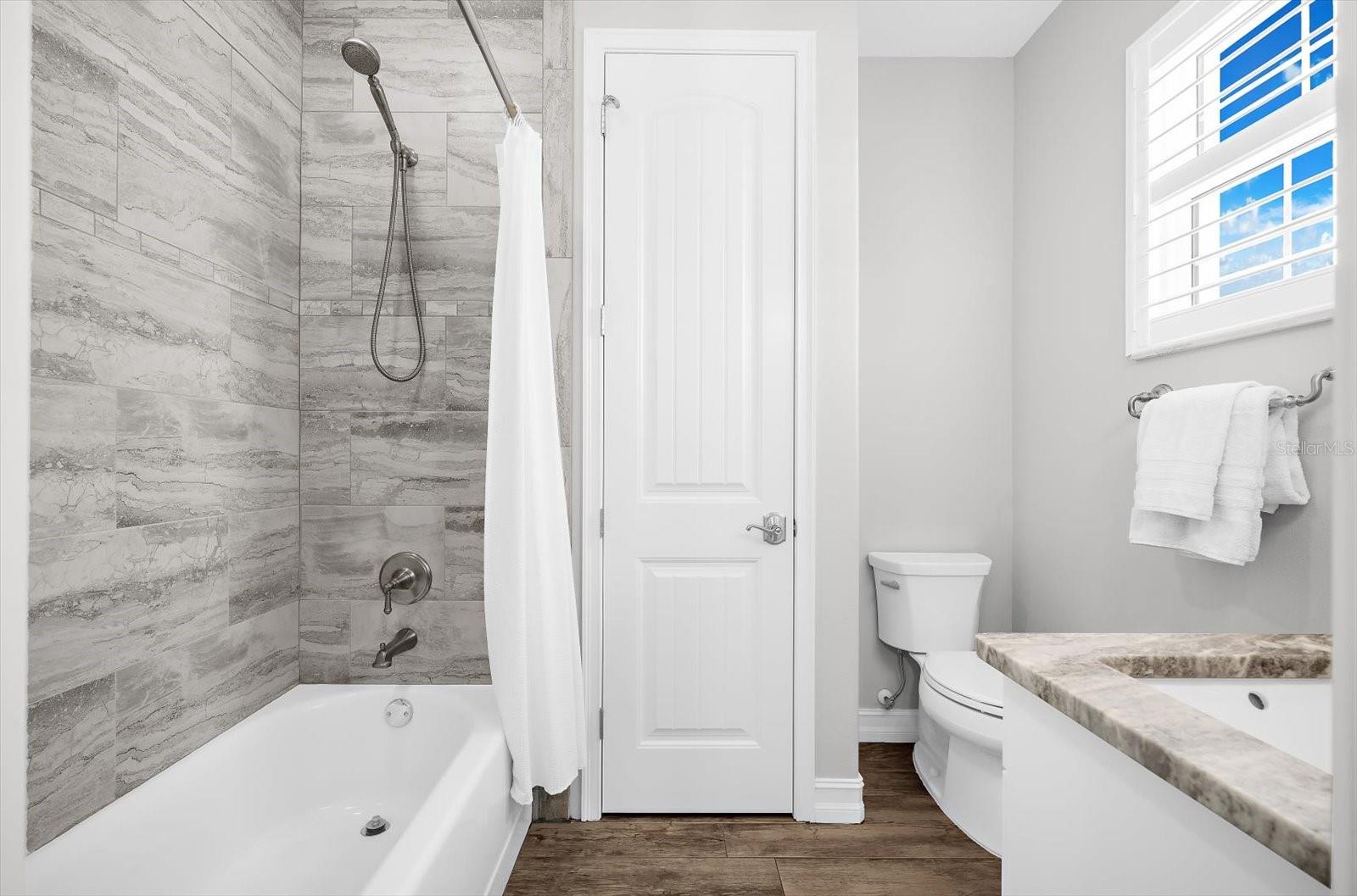 NEWPOINT COMFORT - Residential