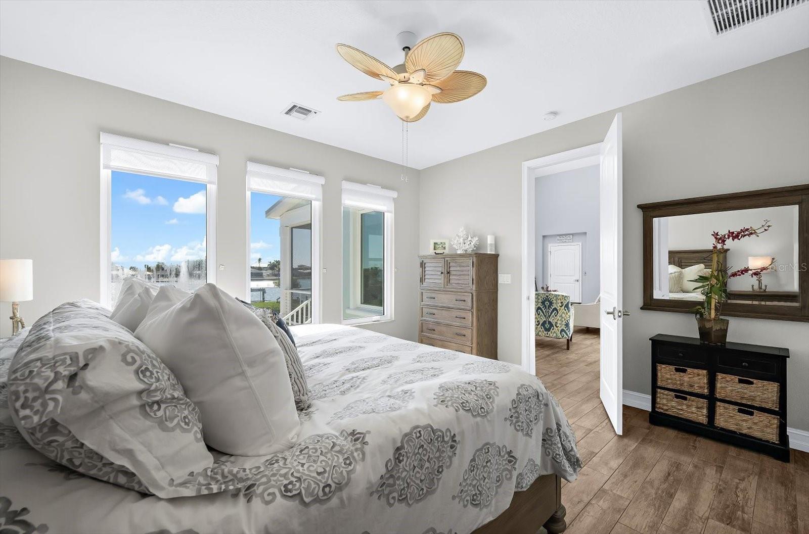 NEWPOINT COMFORT - Residential