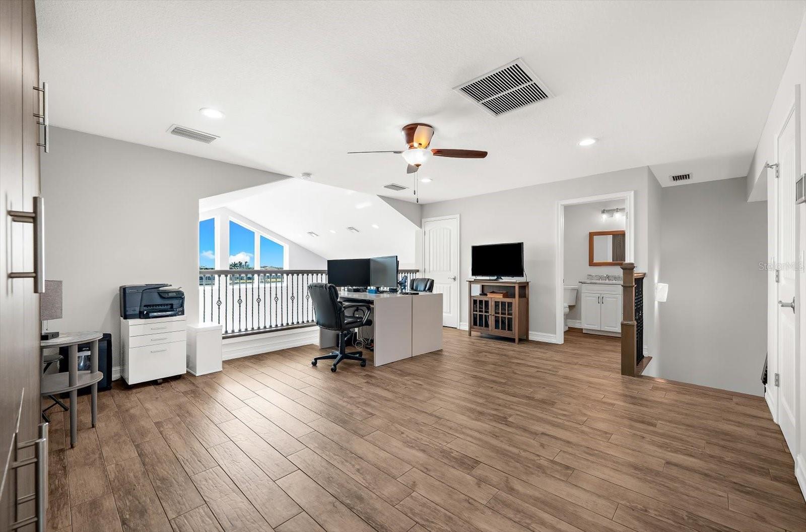 NEWPOINT COMFORT - Residential