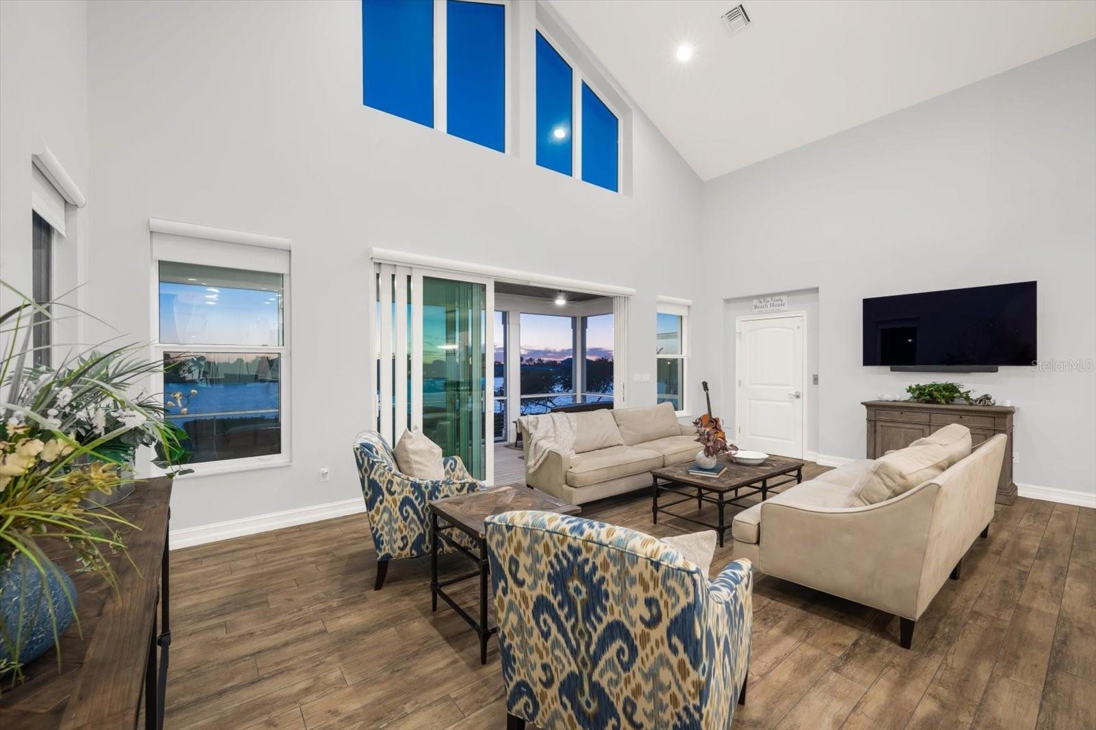 NEWPOINT COMFORT - Residential