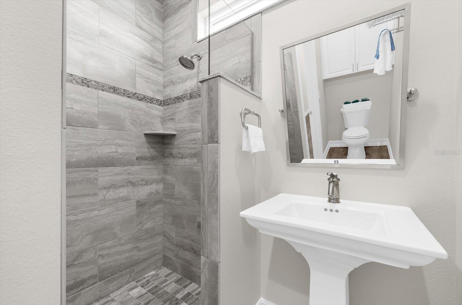 NEWPOINT COMFORT - Residential