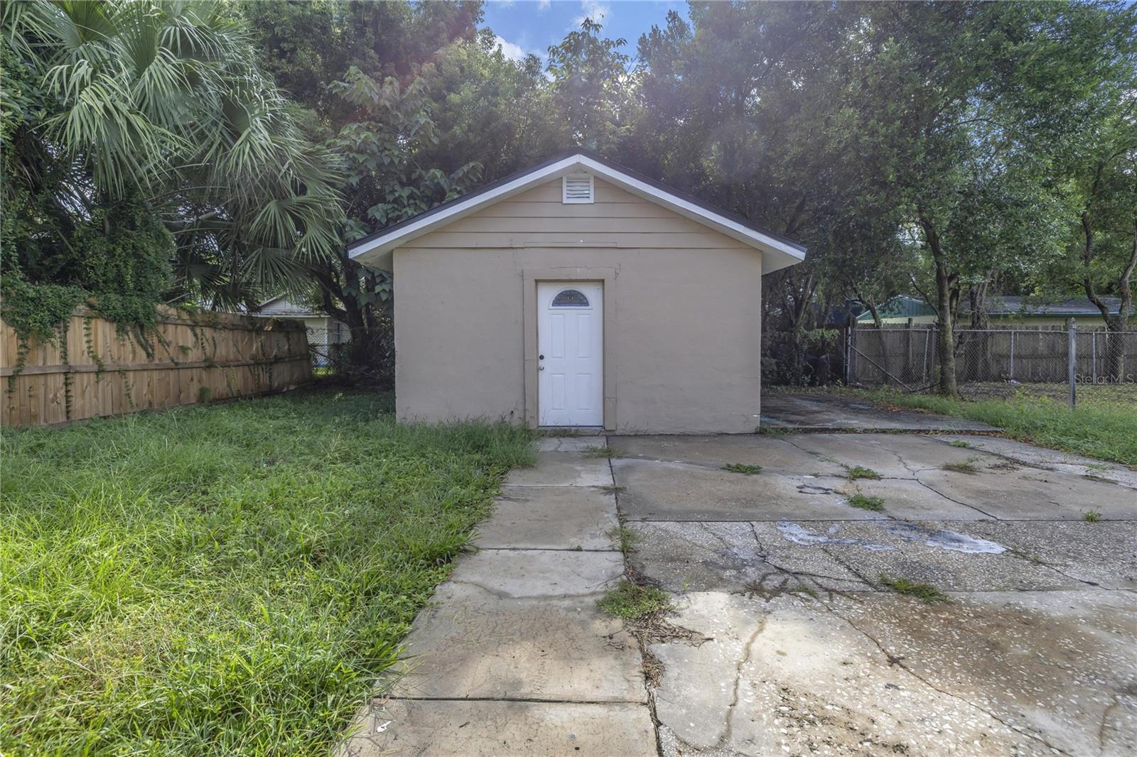 Photo 19 of 21 of 8605 N 14TH STREET house