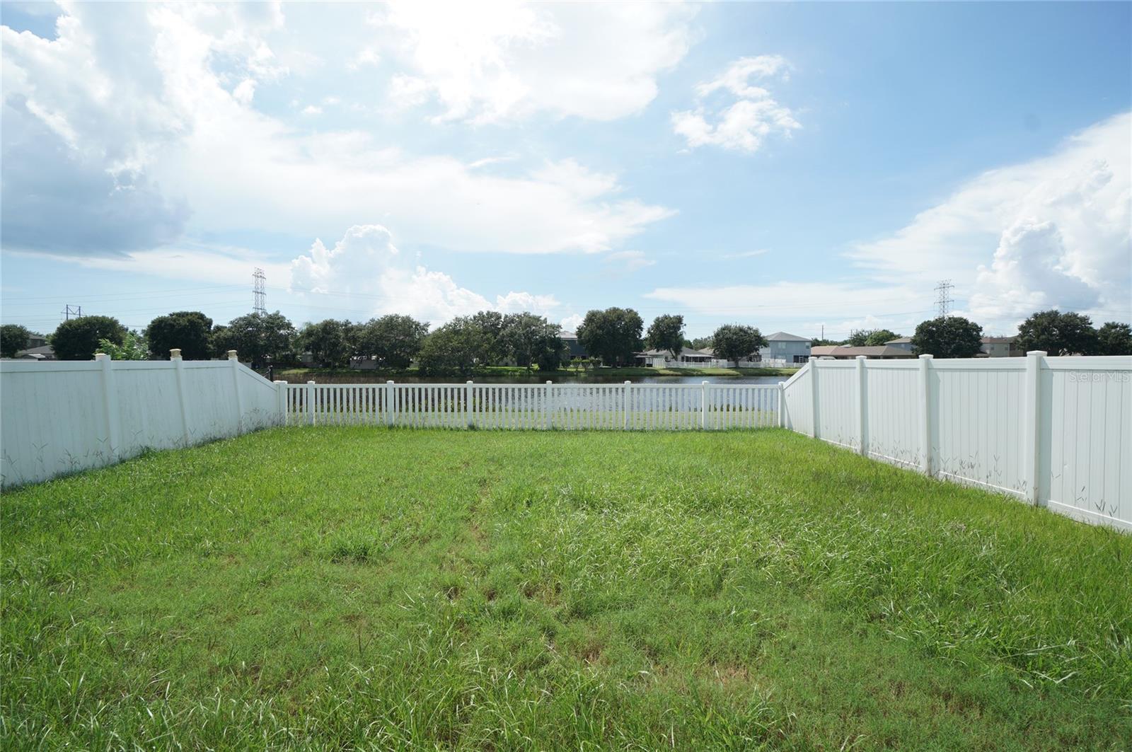 CARRIAGE POINTE PH 1 - Residential Lease