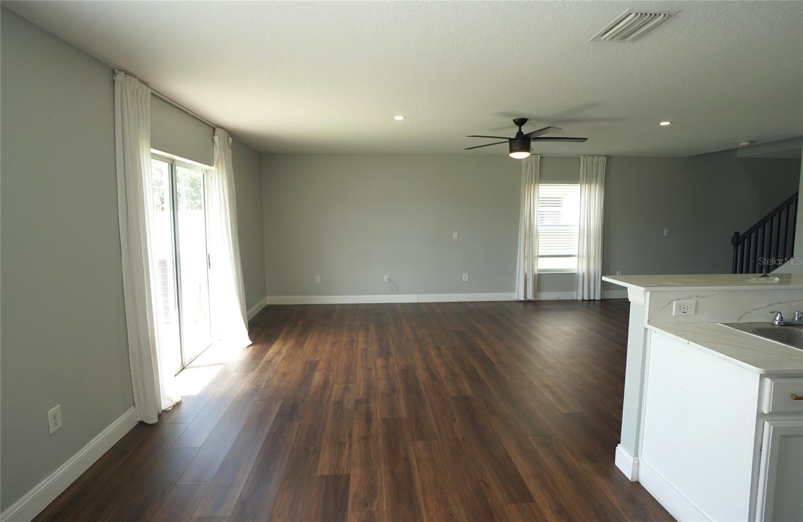 CARRIAGE POINTE PH 1 - Residential Lease