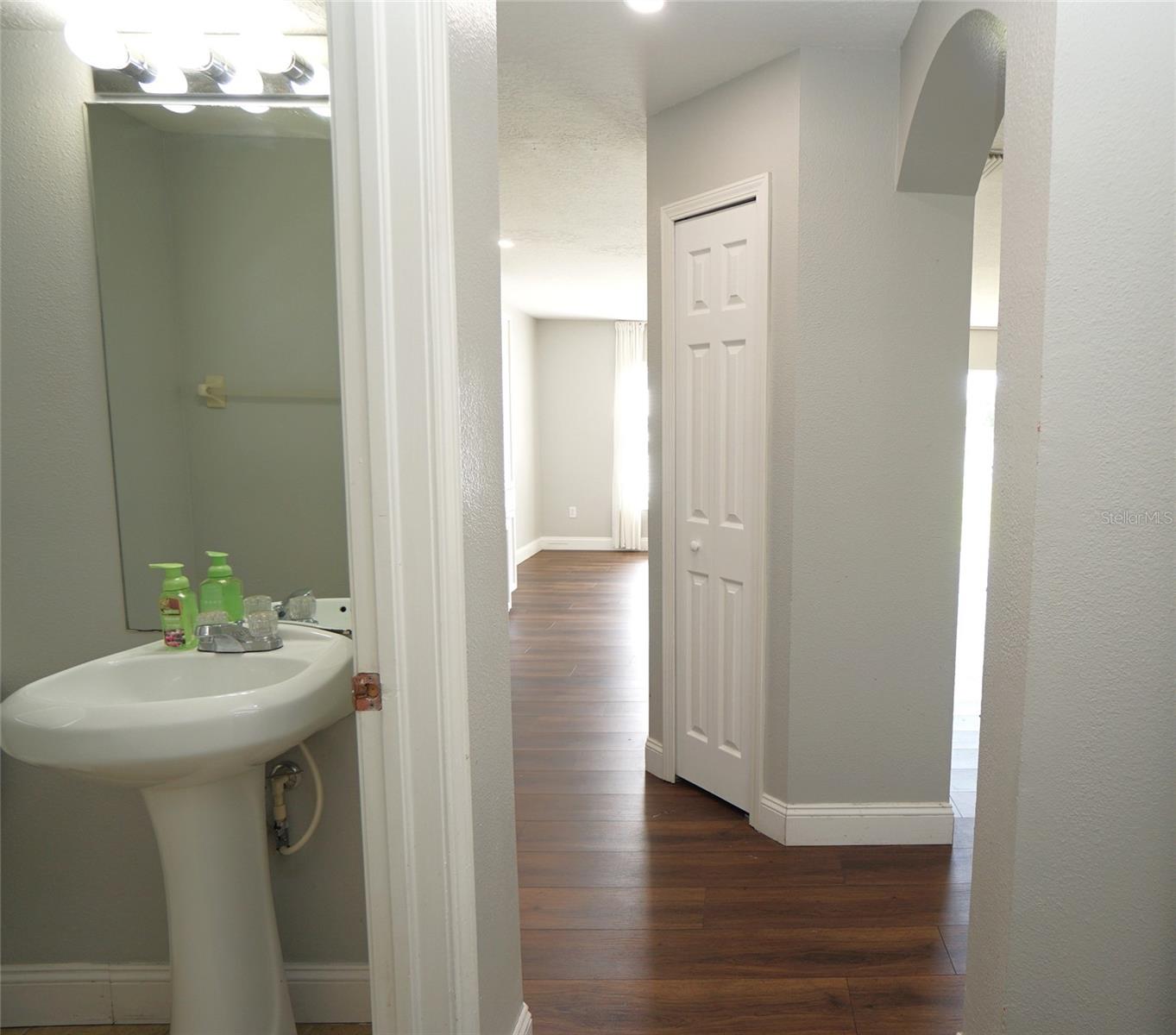 CARRIAGE POINTE PH 1 - Residential Lease