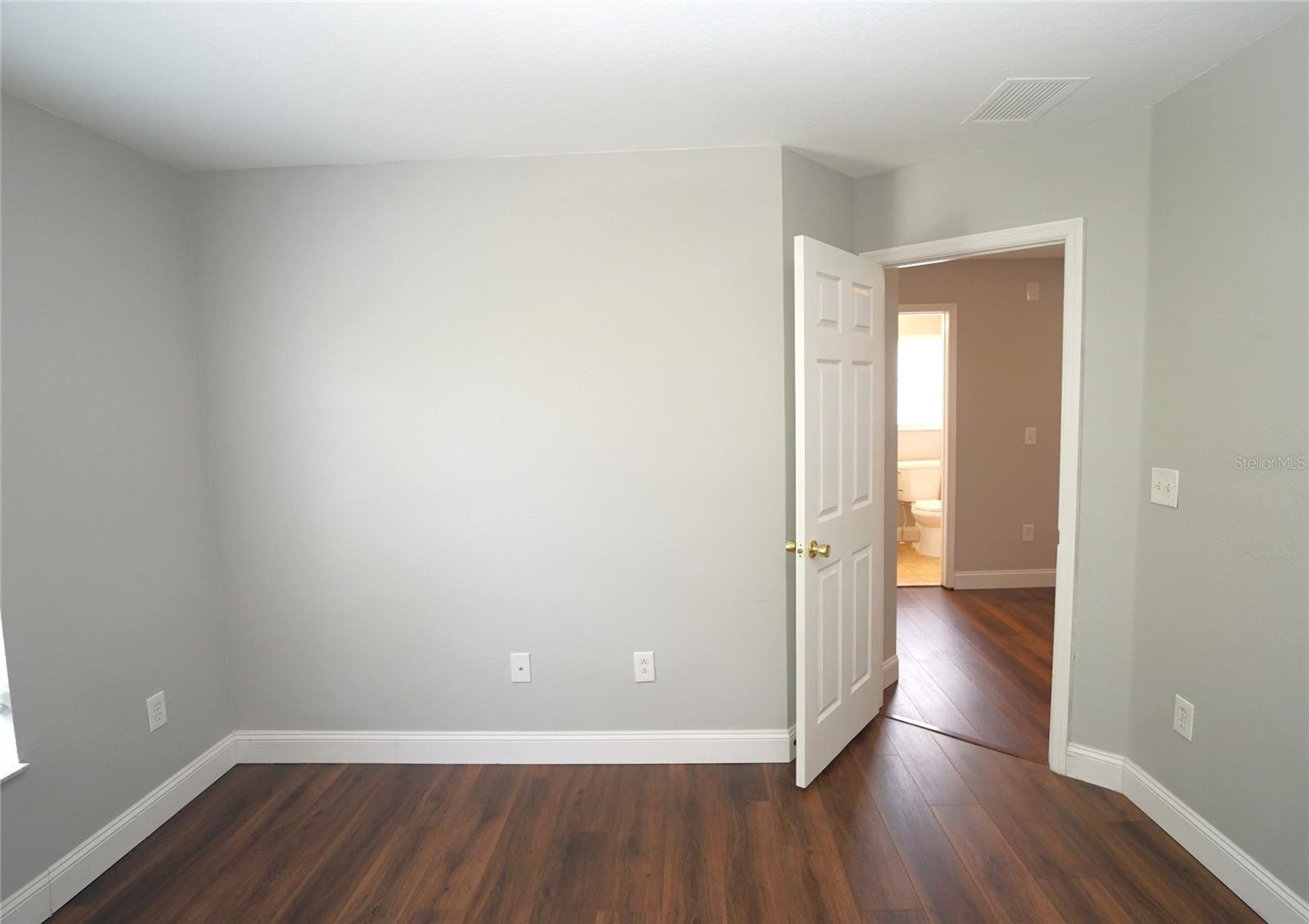 CARRIAGE POINTE PH 1 - Residential Lease