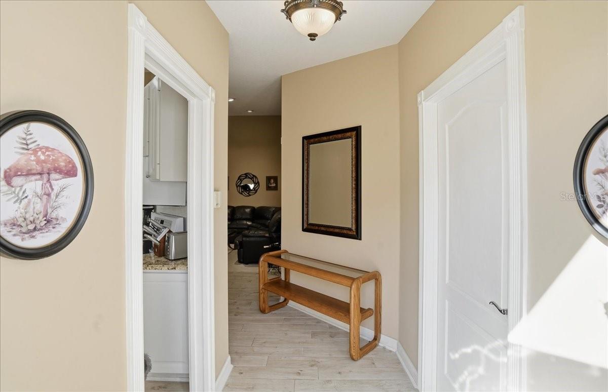 VILLAGEWALK UNIT 2A - Residential