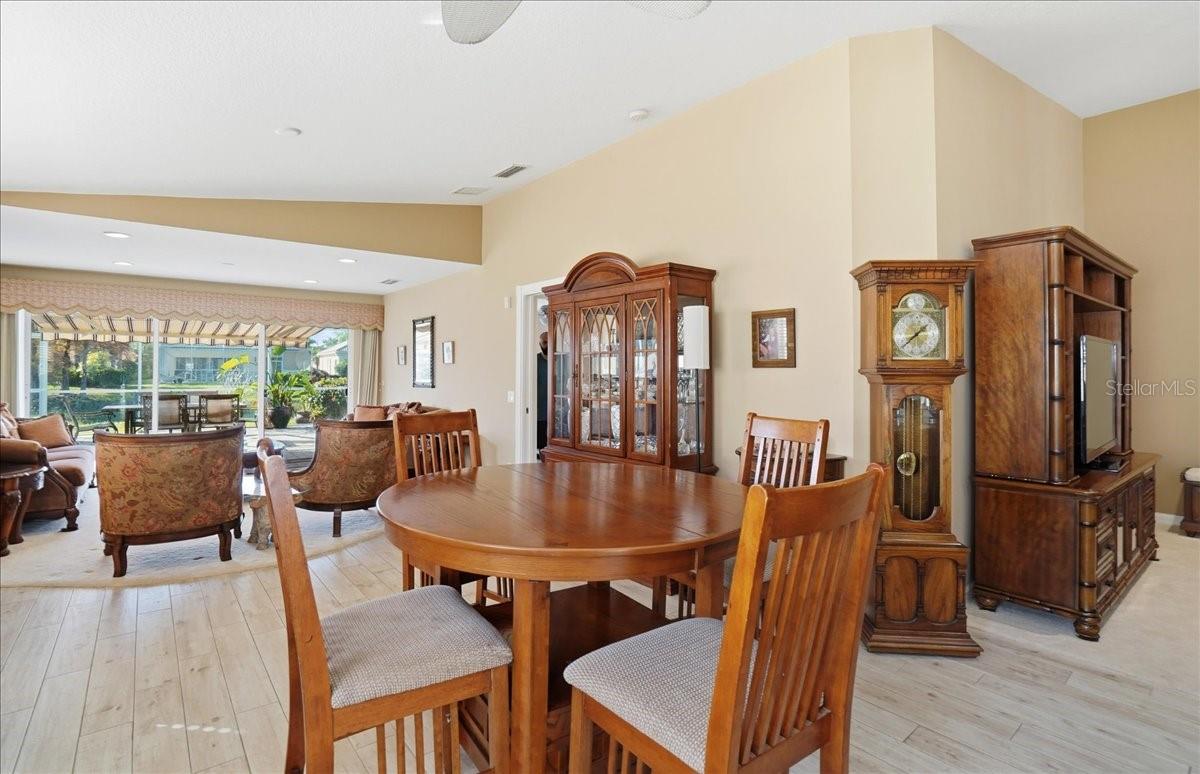 VILLAGEWALK UNIT 2A - Residential