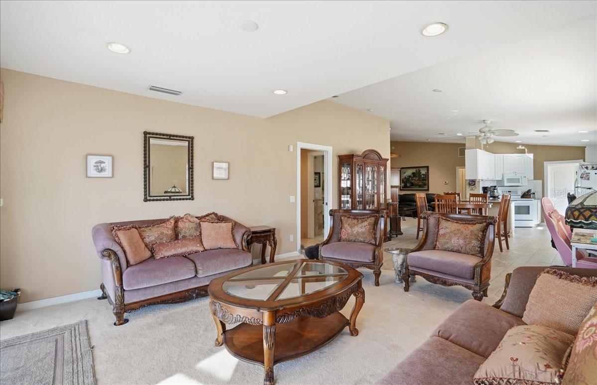 VILLAGEWALK UNIT 2A - Residential