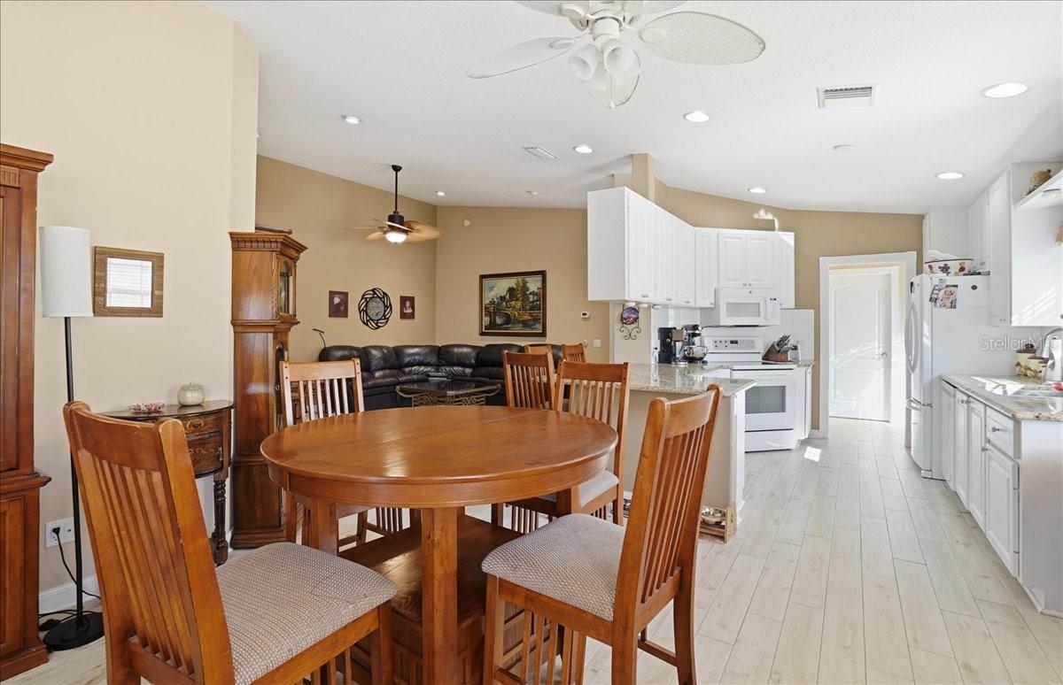 VILLAGEWALK UNIT 2A - Residential