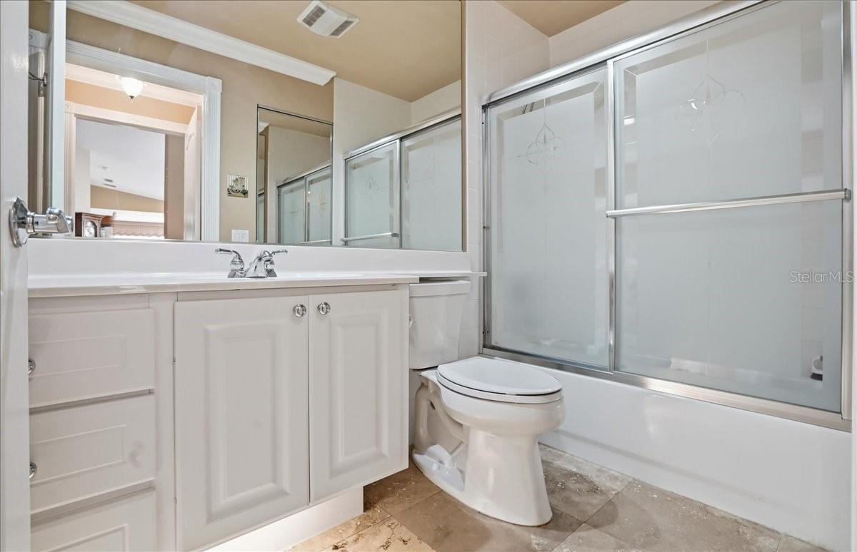 VILLAGEWALK UNIT 2A - Residential