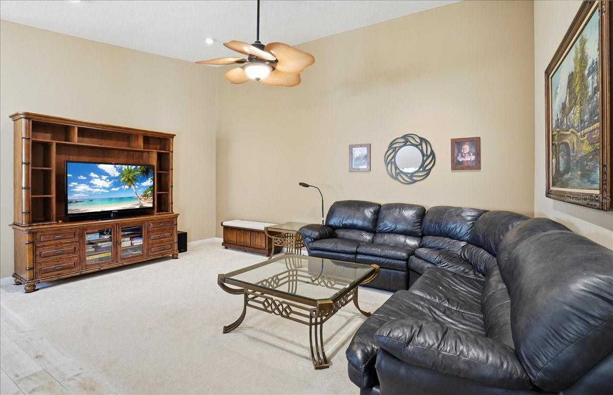 VILLAGEWALK UNIT 2A - Residential