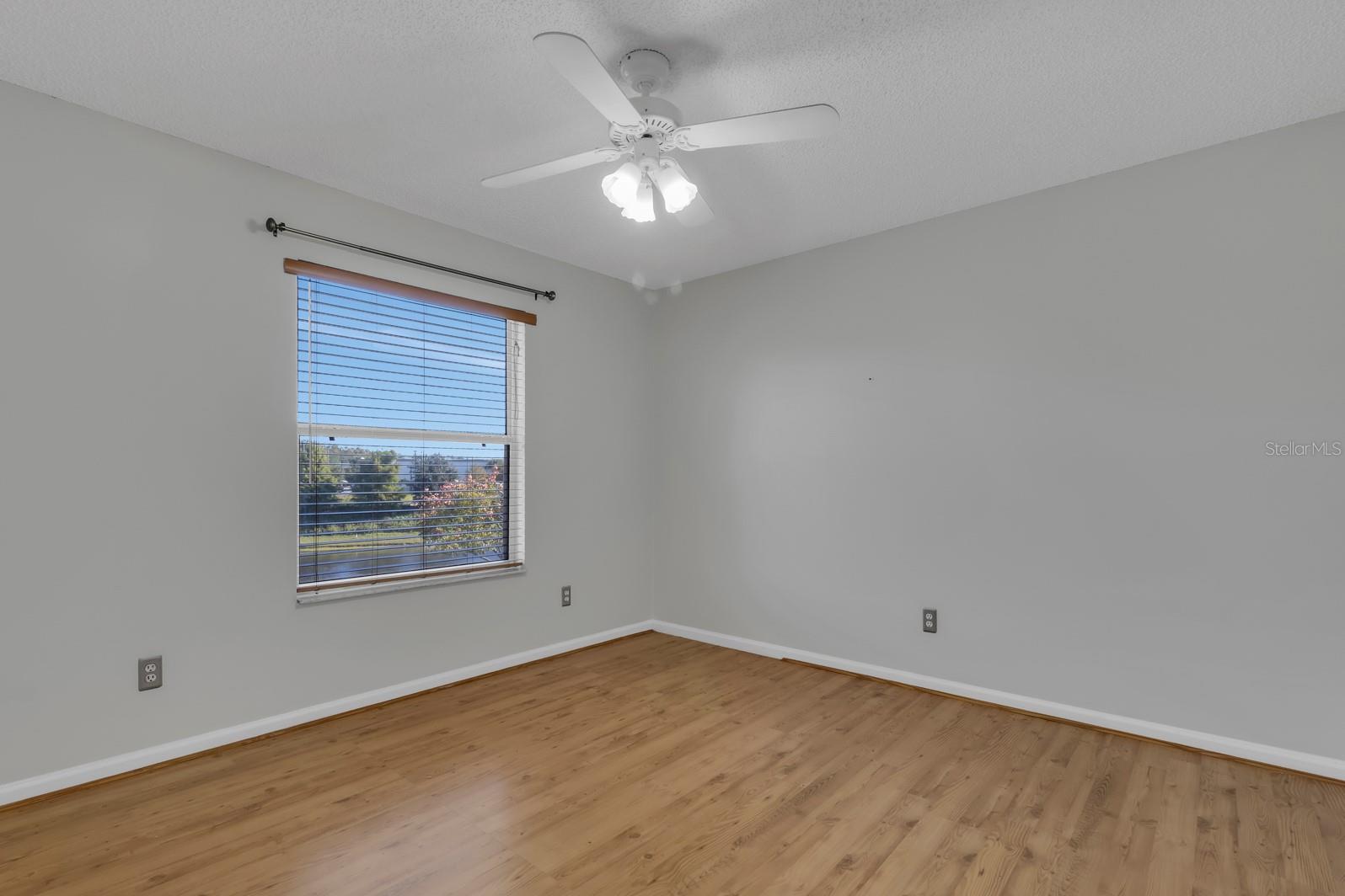 HEATHERSTONE AT CRESCENT LAKES - Residential