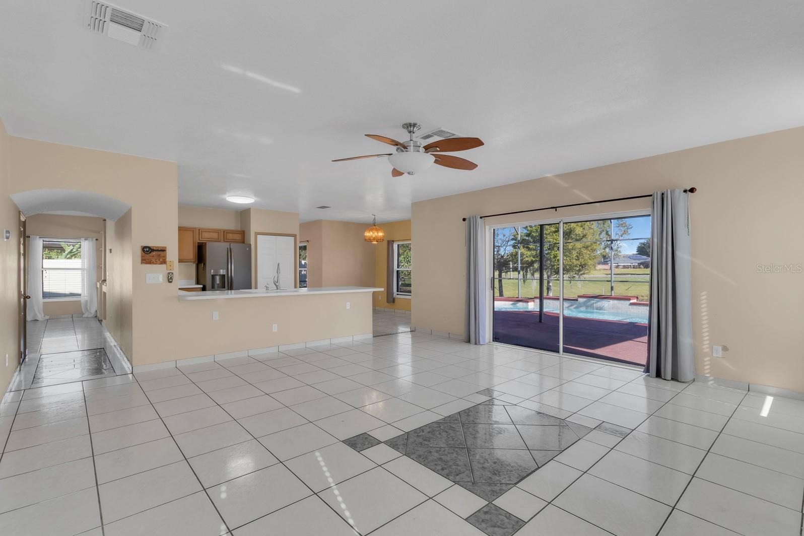 HEATHERSTONE AT CRESCENT LAKES - Residential