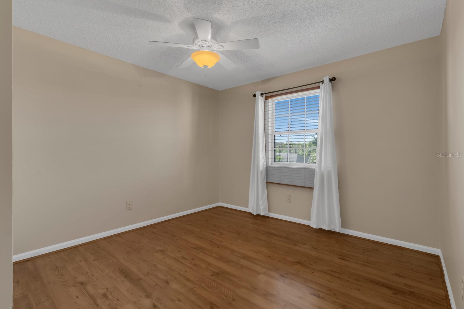 HEATHERSTONE AT CRESCENT LAKES - Residential