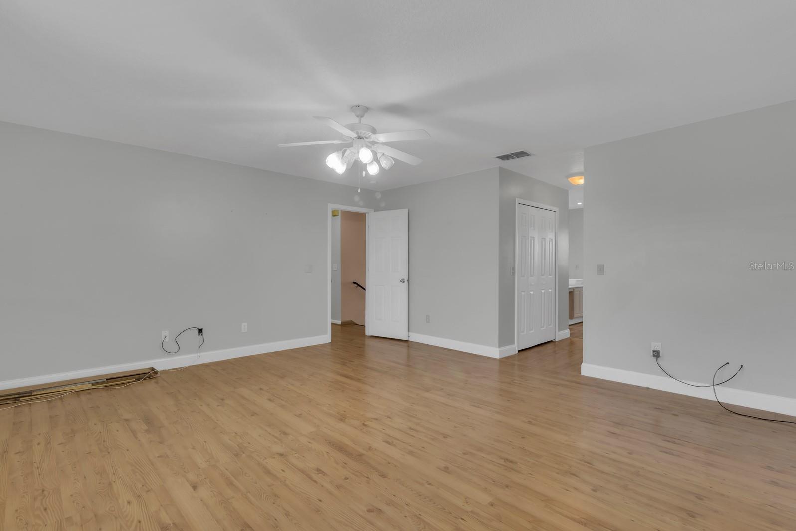 HEATHERSTONE AT CRESCENT LAKES - Residential