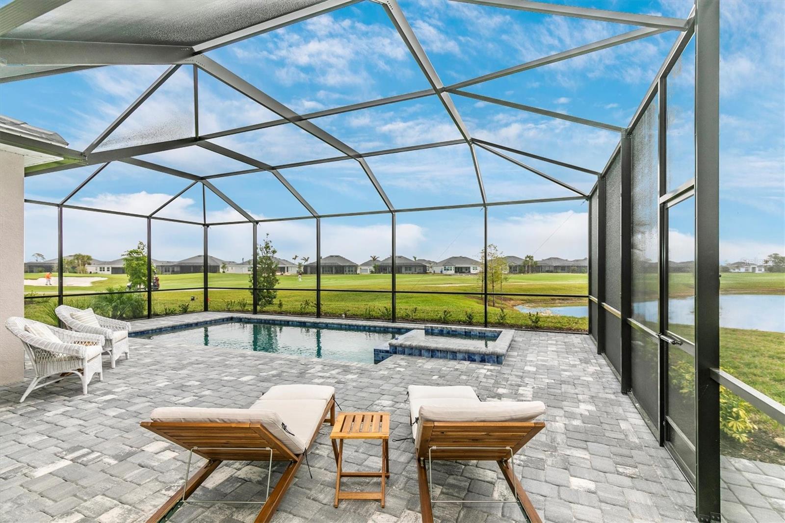 WELLEN PARK GOLF & COUNTRY CLUB - Residential Lease