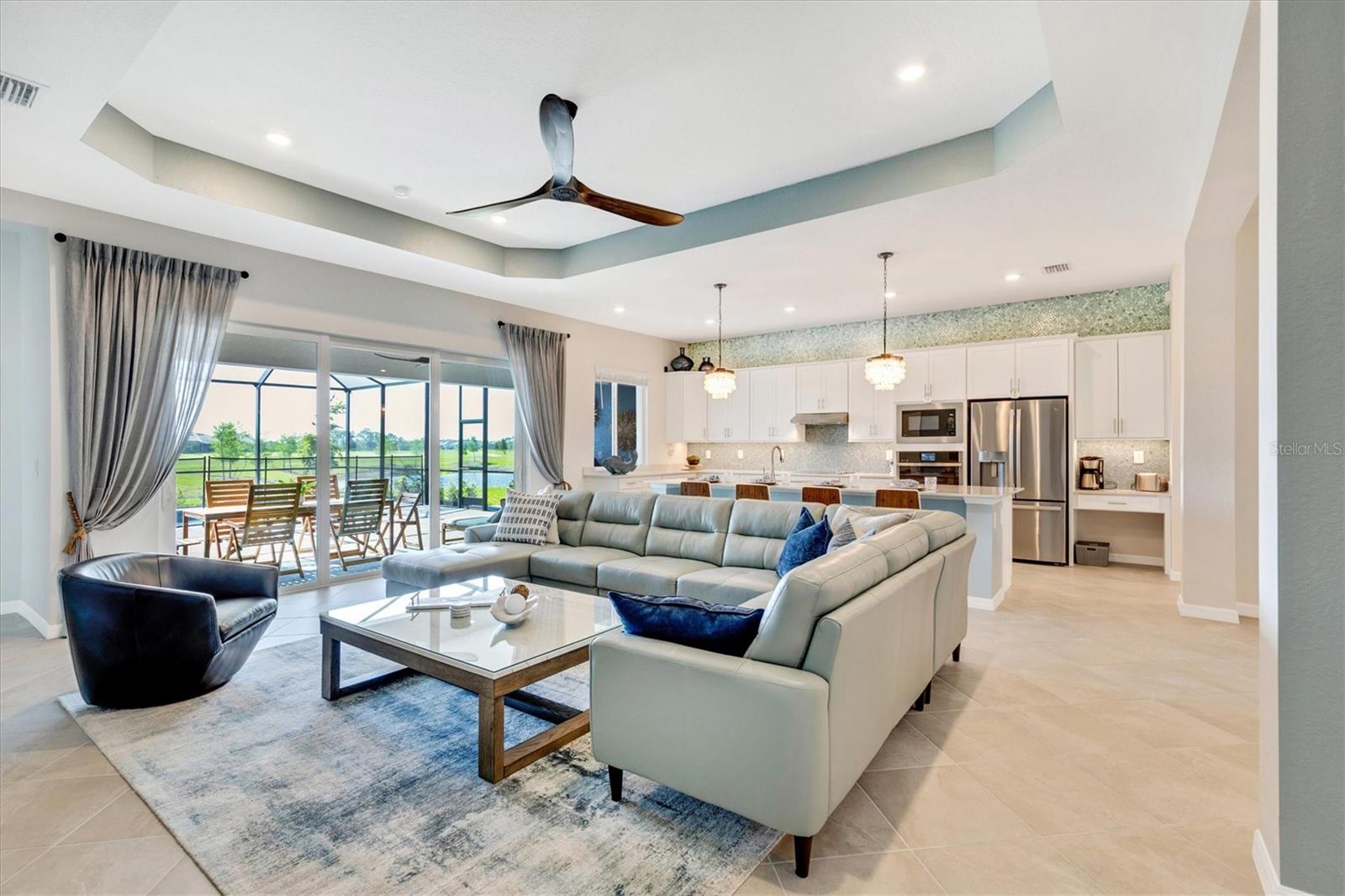 WELLEN PARK GOLF & COUNTRY CLUB - Residential Lease