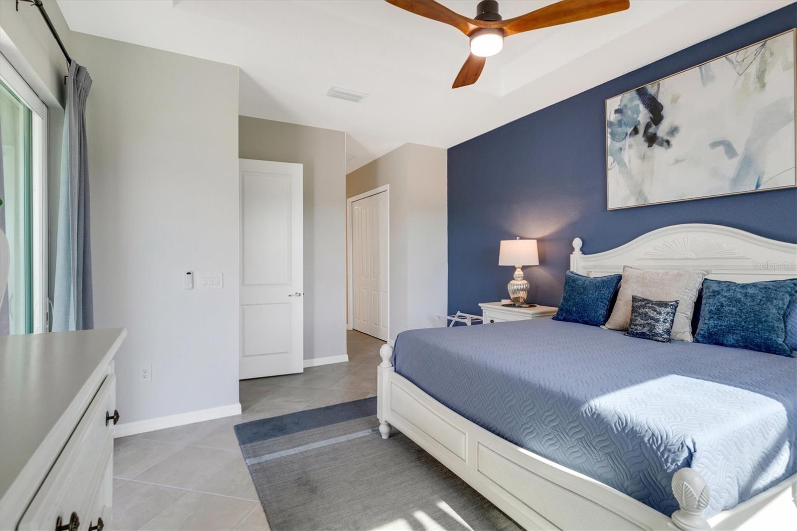 WELLEN PARK GOLF & COUNTRY CLUB - Residential Lease