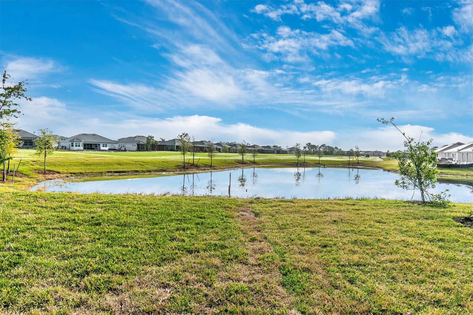 WELLEN PARK GOLF & COUNTRY CLUB - Residential Lease