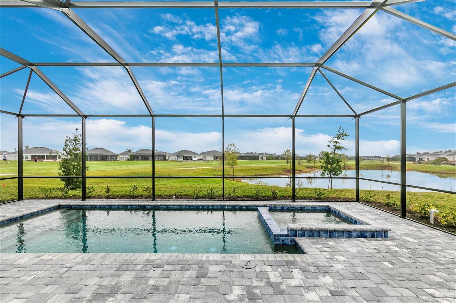 WELLEN PARK GOLF & COUNTRY CLUB - Residential Lease