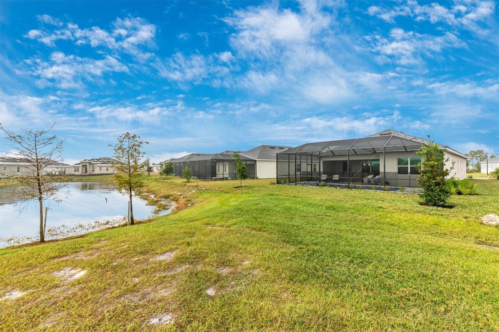 WELLEN PARK GOLF & COUNTRY CLUB - Residential Lease
