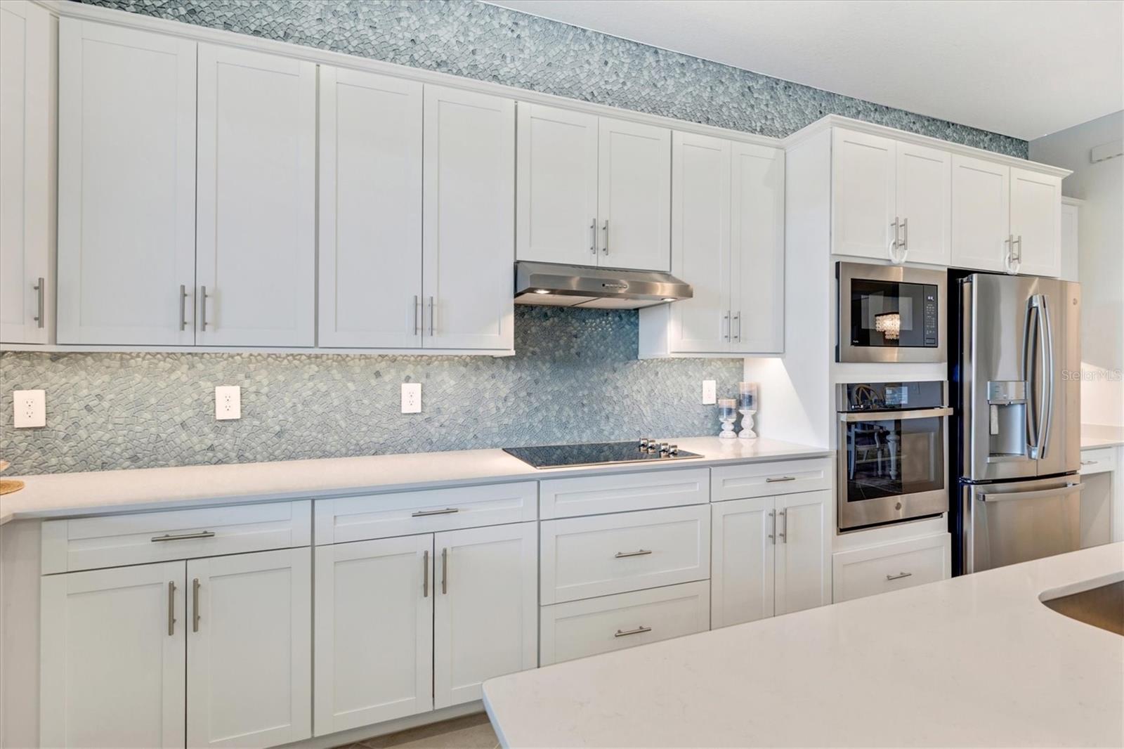 WELLEN PARK GOLF & COUNTRY CLUB - Residential Lease