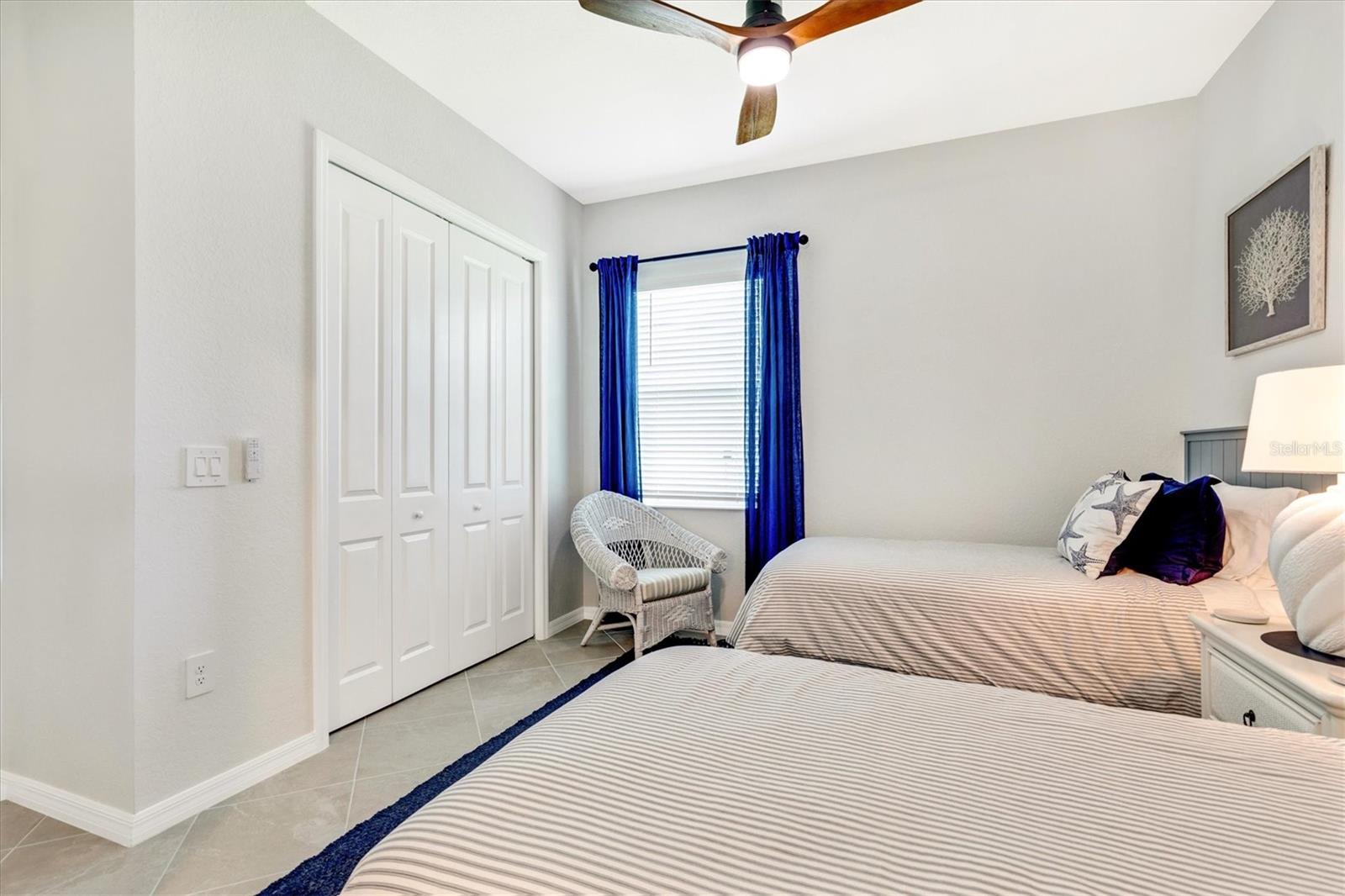WELLEN PARK GOLF & COUNTRY CLUB - Residential Lease