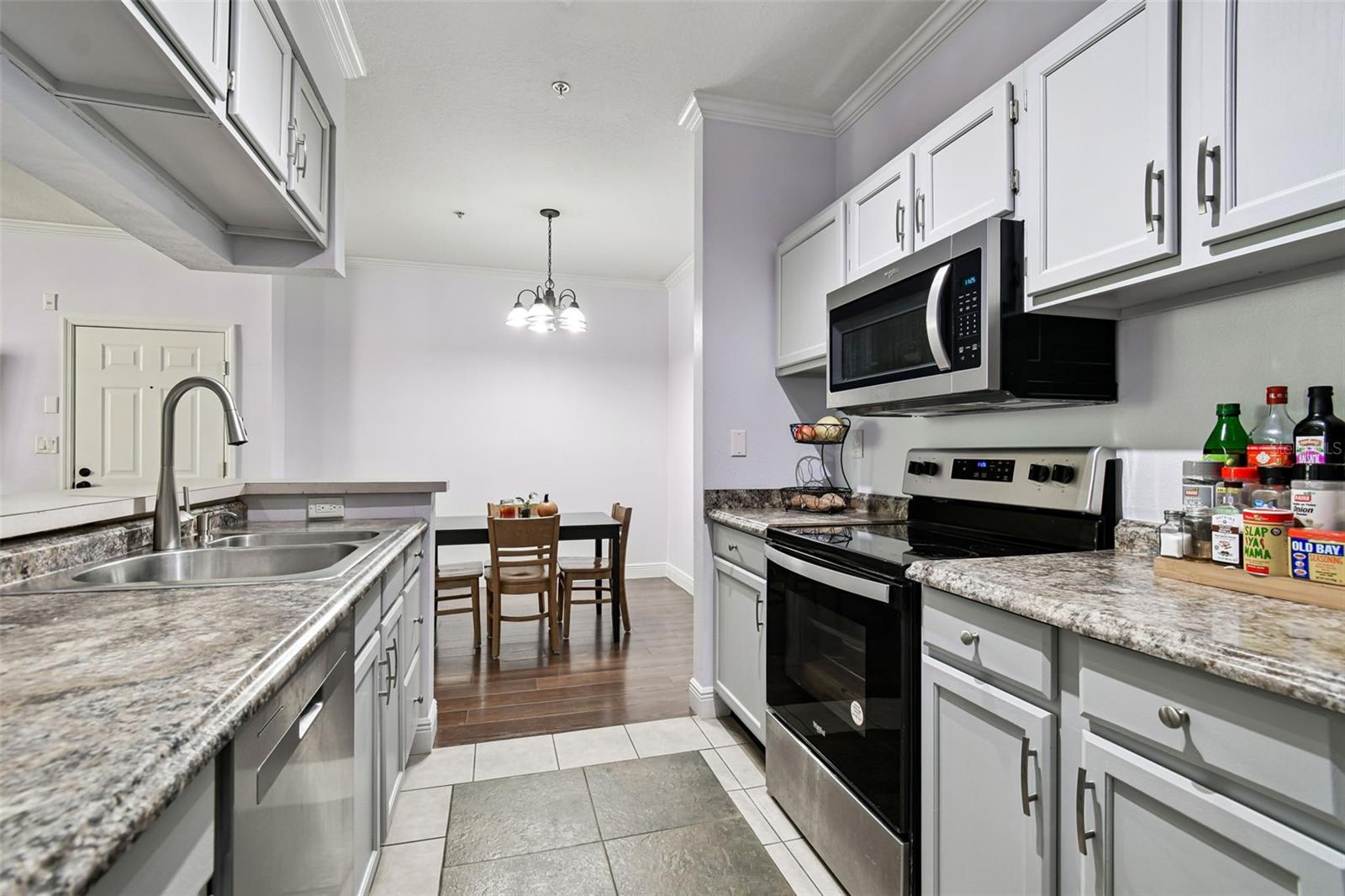 THE PINNACLE AT CARROLLWOOD A - Residential