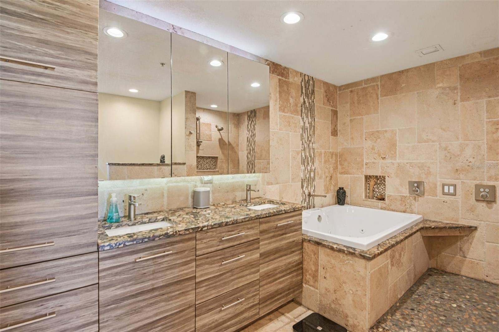 WALKER-WHITNEY PLAZA CONDO - Residential