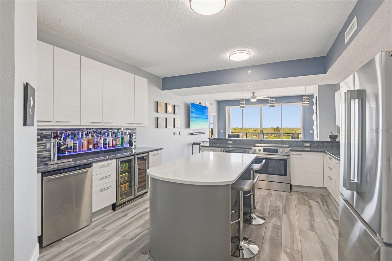 226 5TH AVENUE N 801