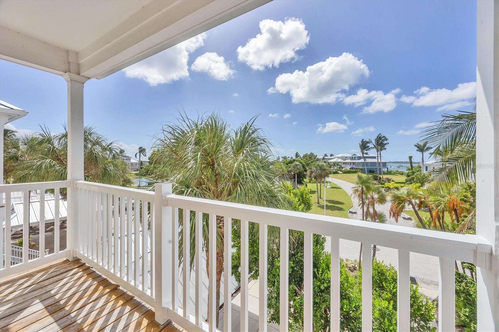 CORAL CREEK ANGLERS CLUB 02 - Residential