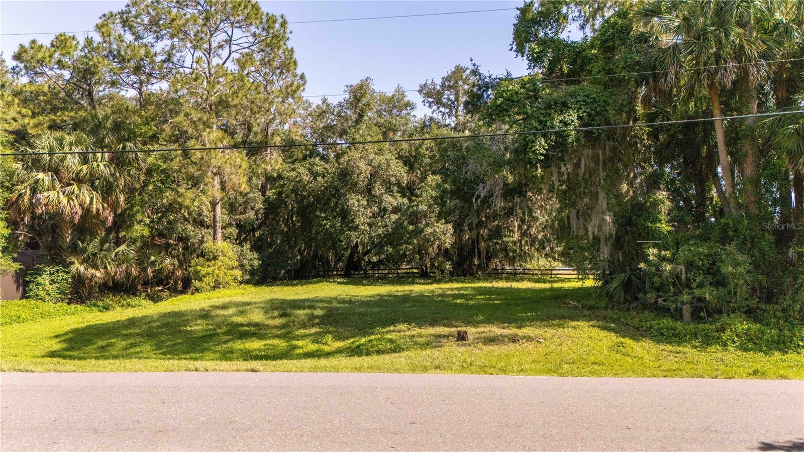 1562 ARROWHEAD TRAIL
