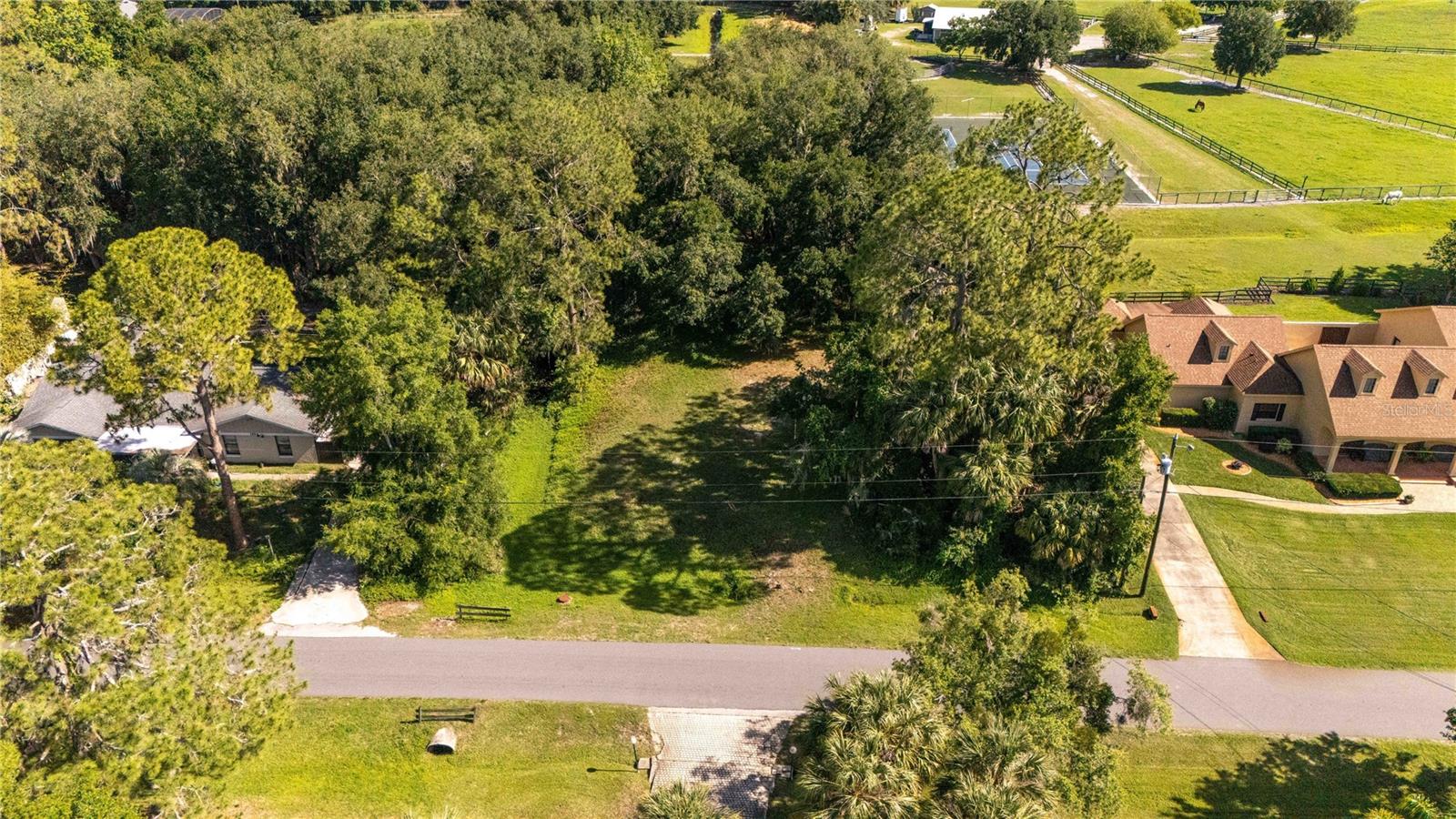 1562 ARROWHEAD TRAIL
