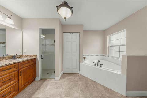 Tiny photo for 16376 SE 81st Court, Summerfield, FL 34491 (MLS # OM729500)