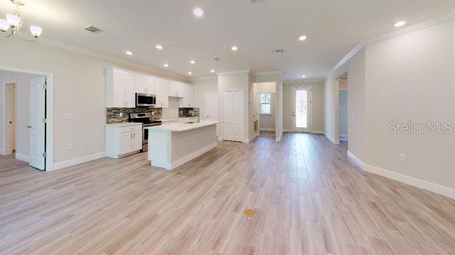 5113 HABLOW LANE